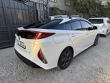 byd e1: Toyota Prius: 2017 г., 1.8 л, Вариатор, Гибрид, Лифтбек — 1
