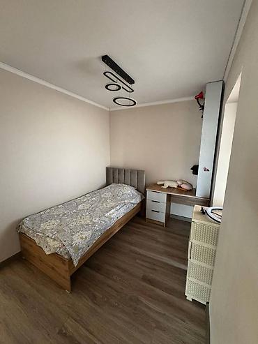 Продажа коттеджей и домов: Продаю 5 комнатный дом Адрес: Рухий Мурас 2 Серия: дом Этаж: 2 этажа — 3