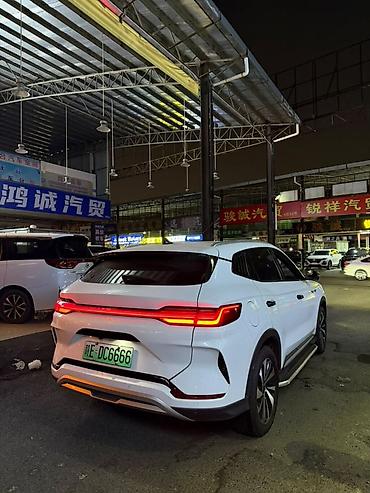 bmw 323: BYD Yuan Up: 2023 г., 3.3 л, Автомат, Электромобиль, Кроссовер — 3