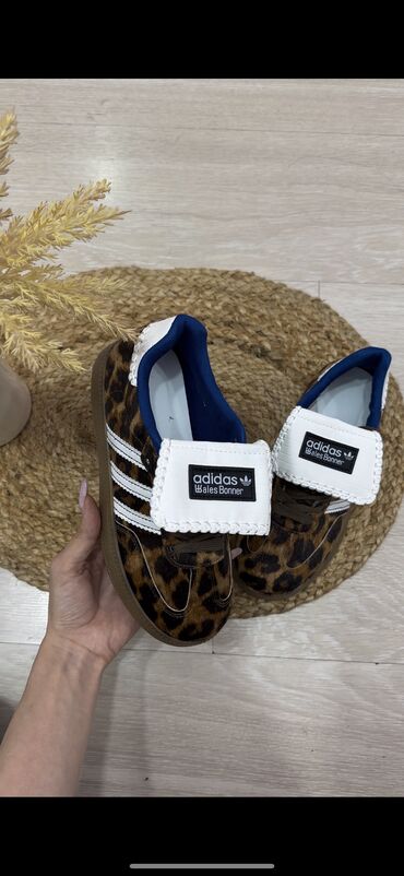 женские кроссовки adidas supernova: Adidas, Ölçü: 38, rəng - Qara, Yeni