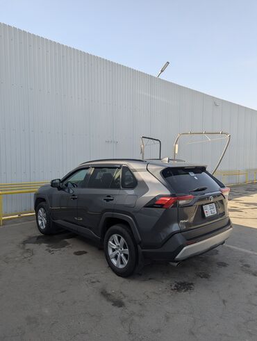 Toyota: Toyota RAV4: 2019 г., 2.5 л, Автомат, Бензин, Внедорожник — 10