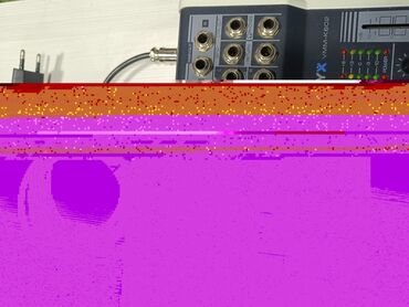Mikşerlər: Vonyx VMM-K602 kompakt audio mikser Xüsusiyyətlər: - 4 ədəd MIC/LINE — 3
