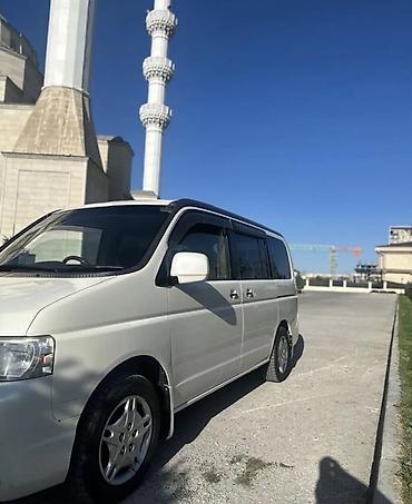 Honda: Honda Stepwgn: 2004 г., 2 л, Автомат, Бензин, Минивэн — 5