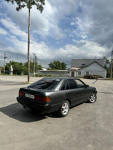 авто чегол: Toyota Carina: 1989 г., 1.6 л, Механика, Бензин, Седан — 4