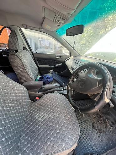 авто разбор нисан: Honda (седан) на запчасти - Кузов: серебристый седан, правый руль — 3