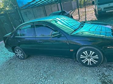 Транспорт: Toyota Avensis: 1998 г., 1.6 л, Механика, Бензин, Седан — 4