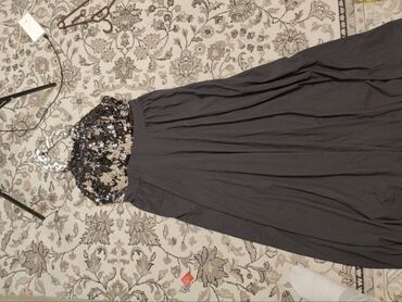 черное длинное вечерное платье: Вечернее платье, Длинная модель, Без рукавов, Открытая спина, M (EU 38)