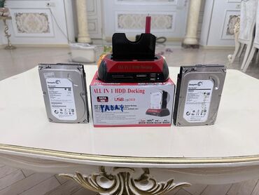 hard disk toshiba 1tb: Bu dəstə HDD çoxfunksiyalı dok stansiyası və iki ədəd Seagate sərt