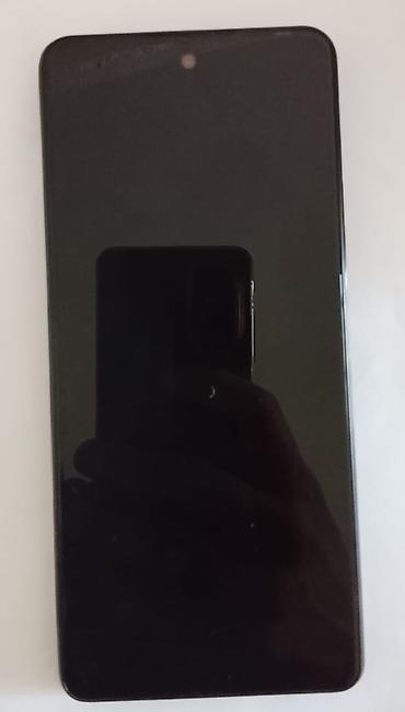 Smartfon – 108 MP kamera modullu - Ekran: tam ekran ön panel, üst