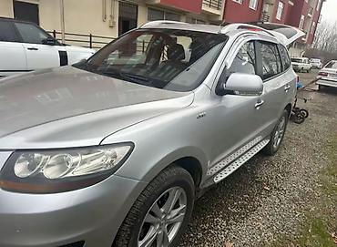 07 2010: Hyundai Santa Fe: 2 l | 2010 il Ofrouder/SUV — 1