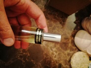 Ətriyyat: Məhsul: Kiçik ölçülü sprey ətirlər (şüşə fişkali flakonlar) Təsvir: - — 2