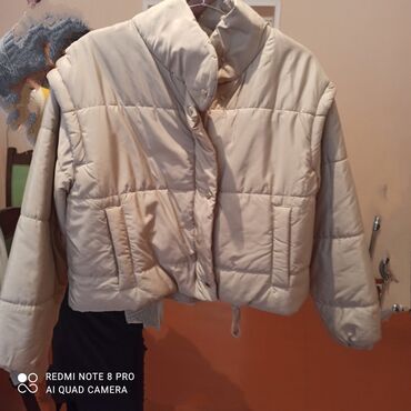 дождевик купить в баку: Kurtka satılır təzədir. M.L.XL razmere kimi uyğundur Endirim etmək