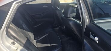 Hyundai: Hyundai Sonata: 0.2 l | 2011 il Sedan — 2