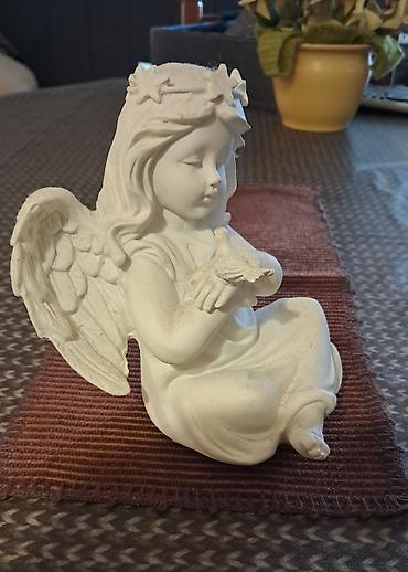 atenci_7 slike: Figura andjela. Gipsana. Visina 15 cm — 3