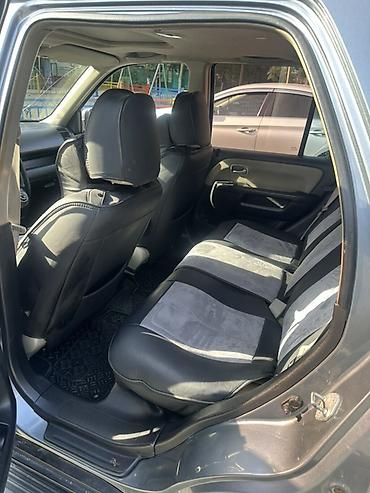 Honda: Honda CR-V: 2004 г., 2 л, Автомат, Бензин, Кроссовер — 7