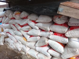 аквариум с рыбкой: Жүгөрү сатылат 8т укаланган