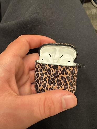 Qulaqcıqlar: İşlənmiş Simsiz (Bluetooth) Qulaqcıqlar, Apple, rəng - Ağ -da lalafo.az — 1 Qulaqcıqlar: İşlənmiş Simsiz (Bluetooth) Qulaqcıqlar, Apple, rəng - Ağ — 1