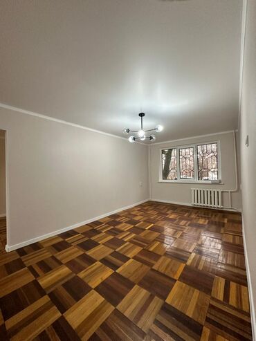 Продажа квартир: 5 и более комнат, 90 м², 104 серия, 1 этаж, Косметический ремонт — 3