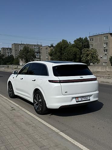 rx 2017: Lixiang L7: 2023 г., 1.5 л, Гибрид, Кроссовер — 4