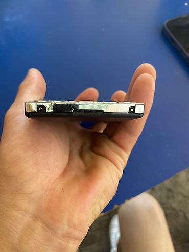 nokia e52: ''Blackberry''P’9981смартфон Б/У 
Хорошем в состояние — 6