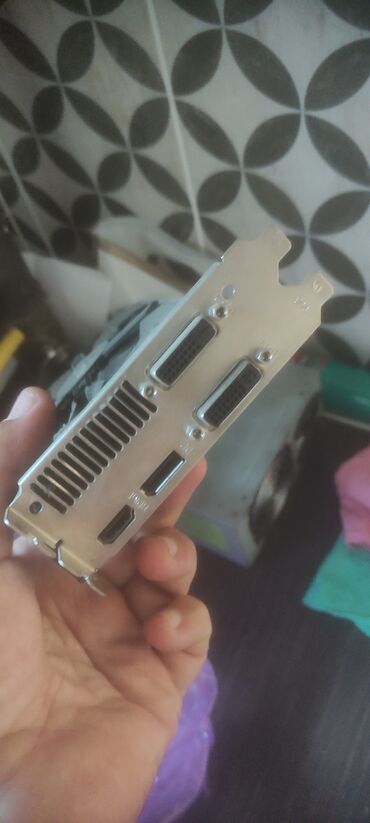 оптика кабель: Видео карта, Колдонулган, Palit, GeForce GTX, 2 ГБ, ПК үчүн