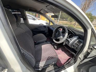 fit 2012: Honda Fit: 2002 г., 1.3 л, Автомат, Бензин, Хэтчбэк — 2