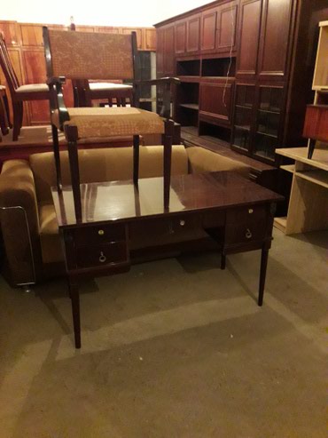 скупка старой мебели: Куплю старые корпусные мебели.бытовые техники