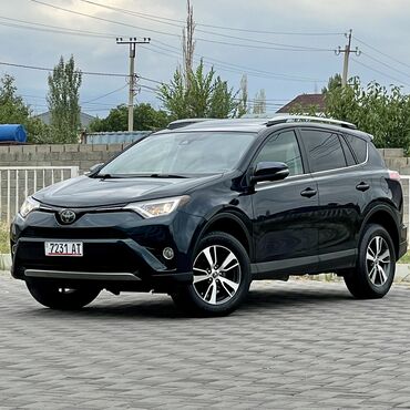 Toyota: Toyota RAV4: 2018 г., 2.5 л, Автомат, Бензин, Кроссовер