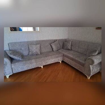 Gəzinti arabaları: LaleKunc divani 380 azn.Cusi endirim var. Divan acilir bazasi var 🏡