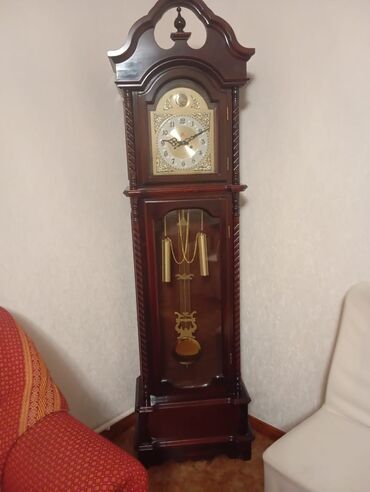бу кресло качалка: Продаем часы с курантами