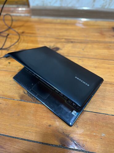 Digər noutbuklar və netbuklar: Samsung netbuk tam işlek heç bir broblemı yoxdu sadece zaryatka 10 — 6