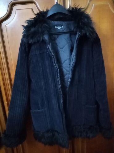 zimska zenska jakna nepromociva: Zenska jakna vrlo lepa 1000din
