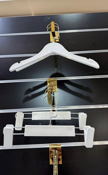 ПО для бизнеса: Məhsul: Asılqan və aksesuar asqı dəsti Təsvir: - Fərqli modellərdə