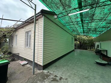 продаю дом в селе садовое: Дом, 106 м², 4 комнаты, Агентство недвижимости, Косметический ремонт