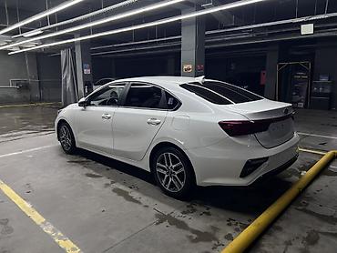Kia: Kia Cerato: 2019 г., Седан — 6