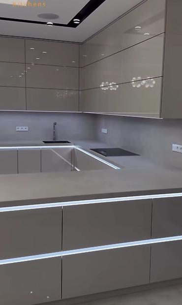 Кухонные гарнитуры: Кухонный гарнитур — 14