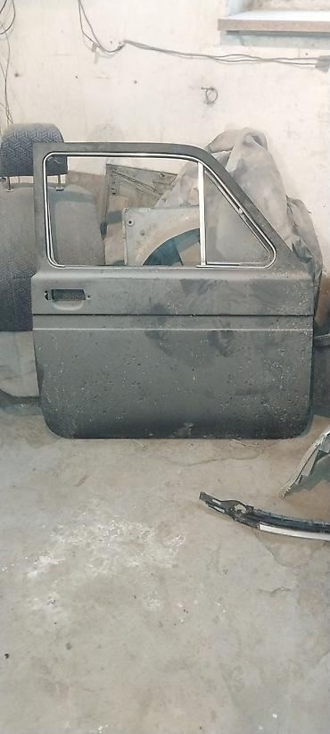 vaz qapı: Niva masin qabax sax qapisi qiymeti 250 manat — 3