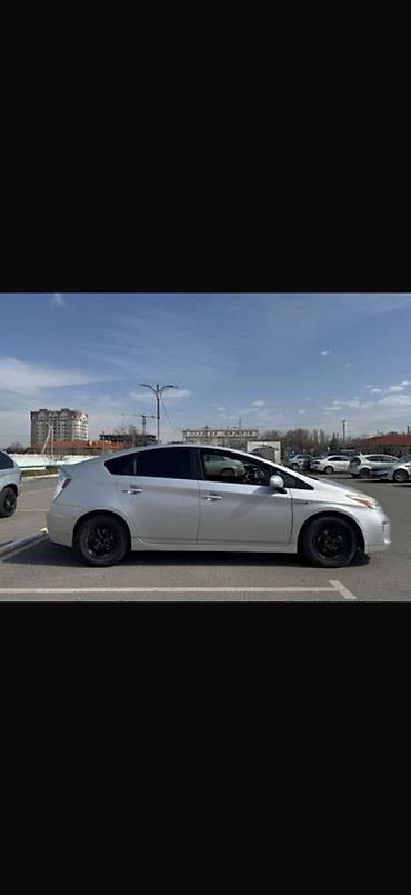 Toyota: Toyota Prius: 2015 г., 1.8 л, Вариатор, Гибрид, Хэтчбэк — 7
