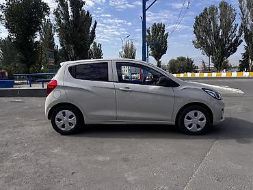 6 мес: Chevrolet Spark: 2020 г., 1 л, Вариатор, Бензин, Хэтчбэк — 1