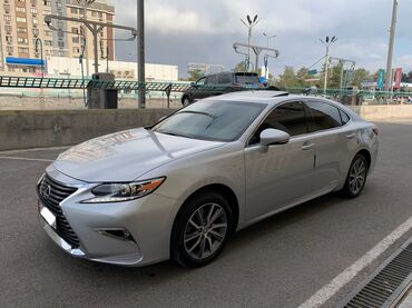без торга: Lexus ES: 2017 г., 2.5 л, Вариатор, Гибрид, Седан
