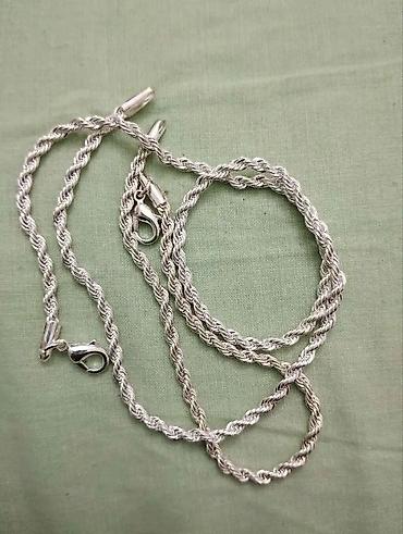 Setovi nakita: Ogrlica i narukvica
Cena:1400din — 10