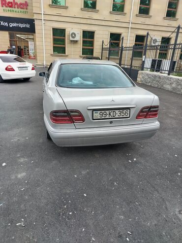 07 masini: Mercedes-Benz 290: 2.9 l | 1998 il Sedan