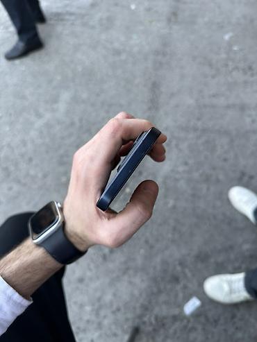 prodat iphone: IPhone 15 Pro, 128 GB, Mavi, Face ID — 7