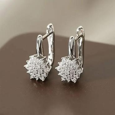 Minđuše: Minđuše – srebrni ton, različiti dizajni - Model 1: Okrugle minđuše — 4