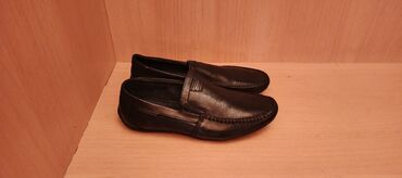 туристические мужские ботинки: Qara dəridən kişi mokasinləri - Üslub: Klasik loafer/mokasin, tikişli