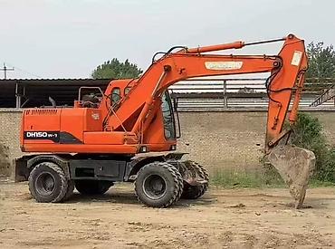 мини погрушик: Экскаватор, Doosan, 2017 г., Колесный — 5