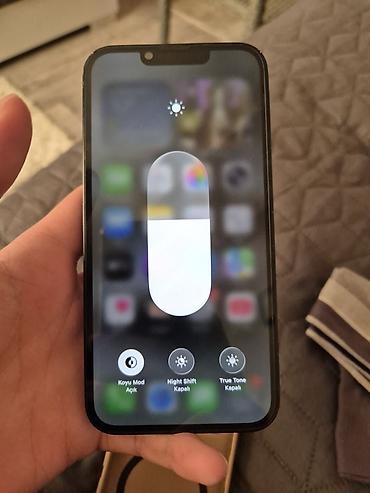 Apple iPhone: IPhone 13, 256 GB, Midnight, Simsiz şarj, Face ID — 7