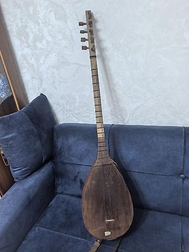 Milli musiqi alətləri: Saz – uzun saplı, armud formalı korpuslu milli simli musiqi aləti — 3