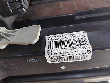 mazda zelena: 19.FAR ZA VOLKSWAGEN TOURAN OD 2009. DO 2011. GOD. - 1T1 941 006 G | — 2
