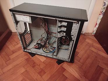 Ostali kompjuterski delovi: Kuciste za kompjuter. Spojio plocu,napajanje radi i power taster je — 5